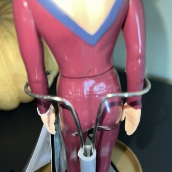 Counselor Deanna Troi Star Trek The Next Generation 1994 Enesco Figure NEW - Picture 5 of 7